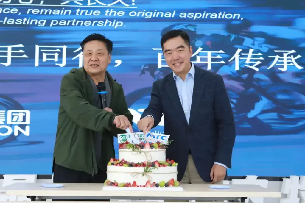 泰昆集团十年农牧数字化回顾-切蛋糕